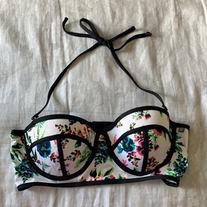 La Vie En Rose Bikini Top